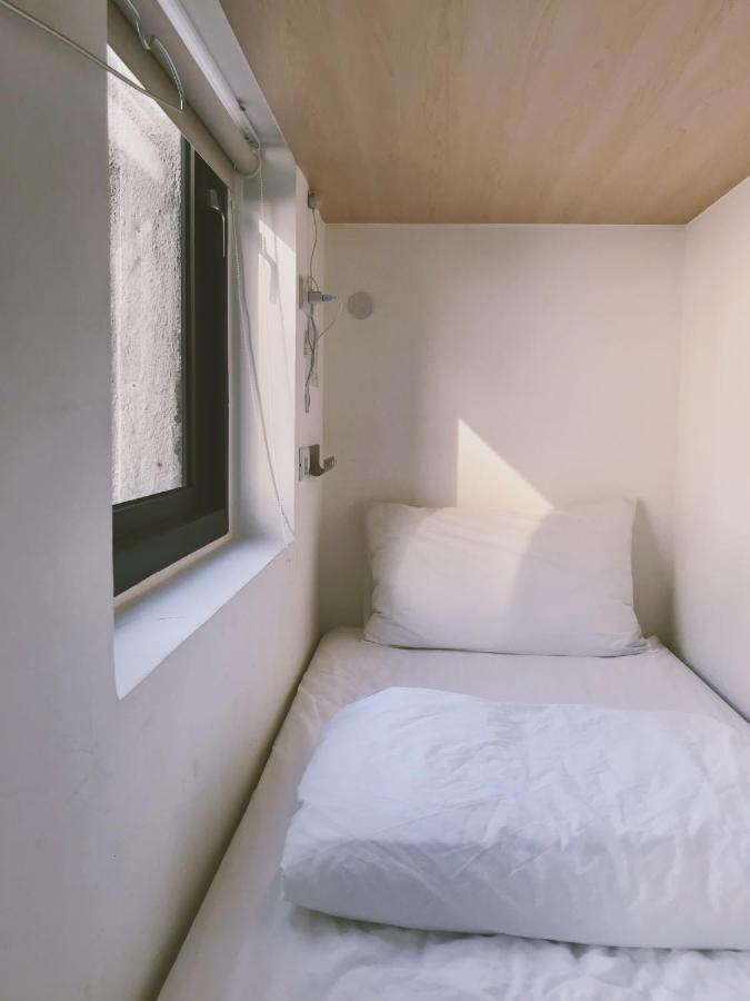 Plainstay Hostel Тайбэй Экстерьер фото